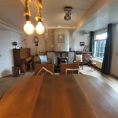 Pakhuys Bij De Zaanse Schans *